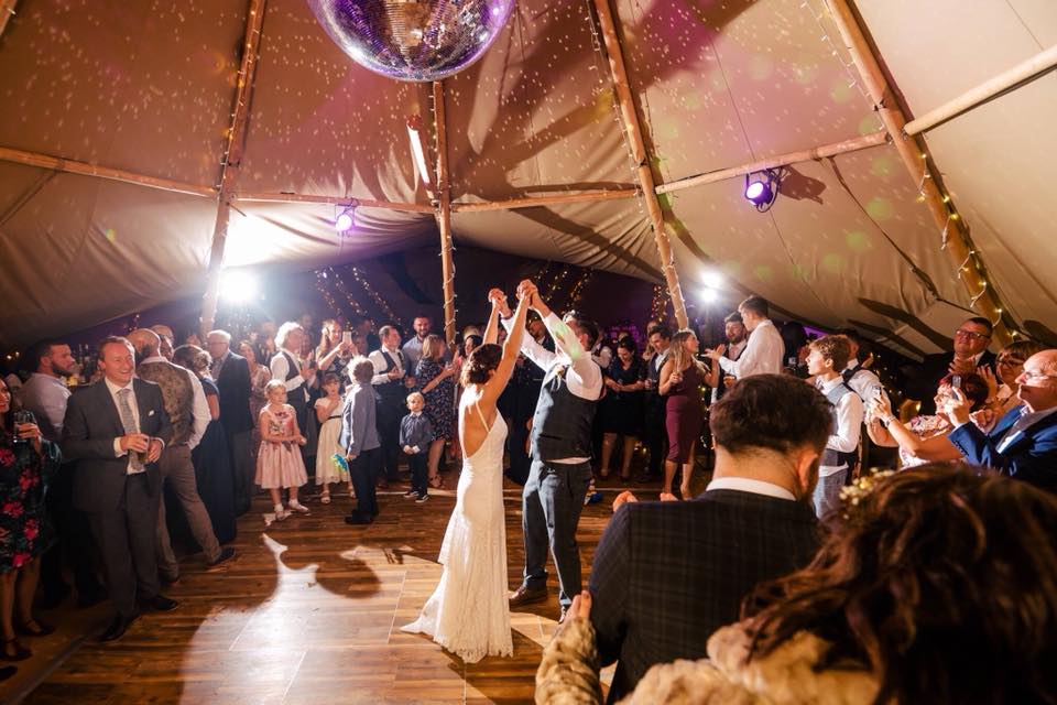 Multilok Vintage Pine Portable Dance Floor - Serentipi