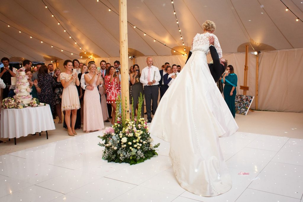 Starlok® White Portable Dance Floor - Farnham Sound _ Light 3